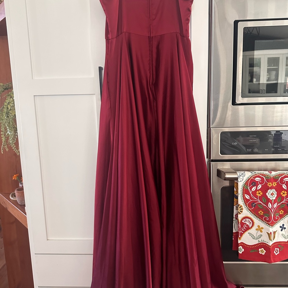 Elegant Red Prom Dress